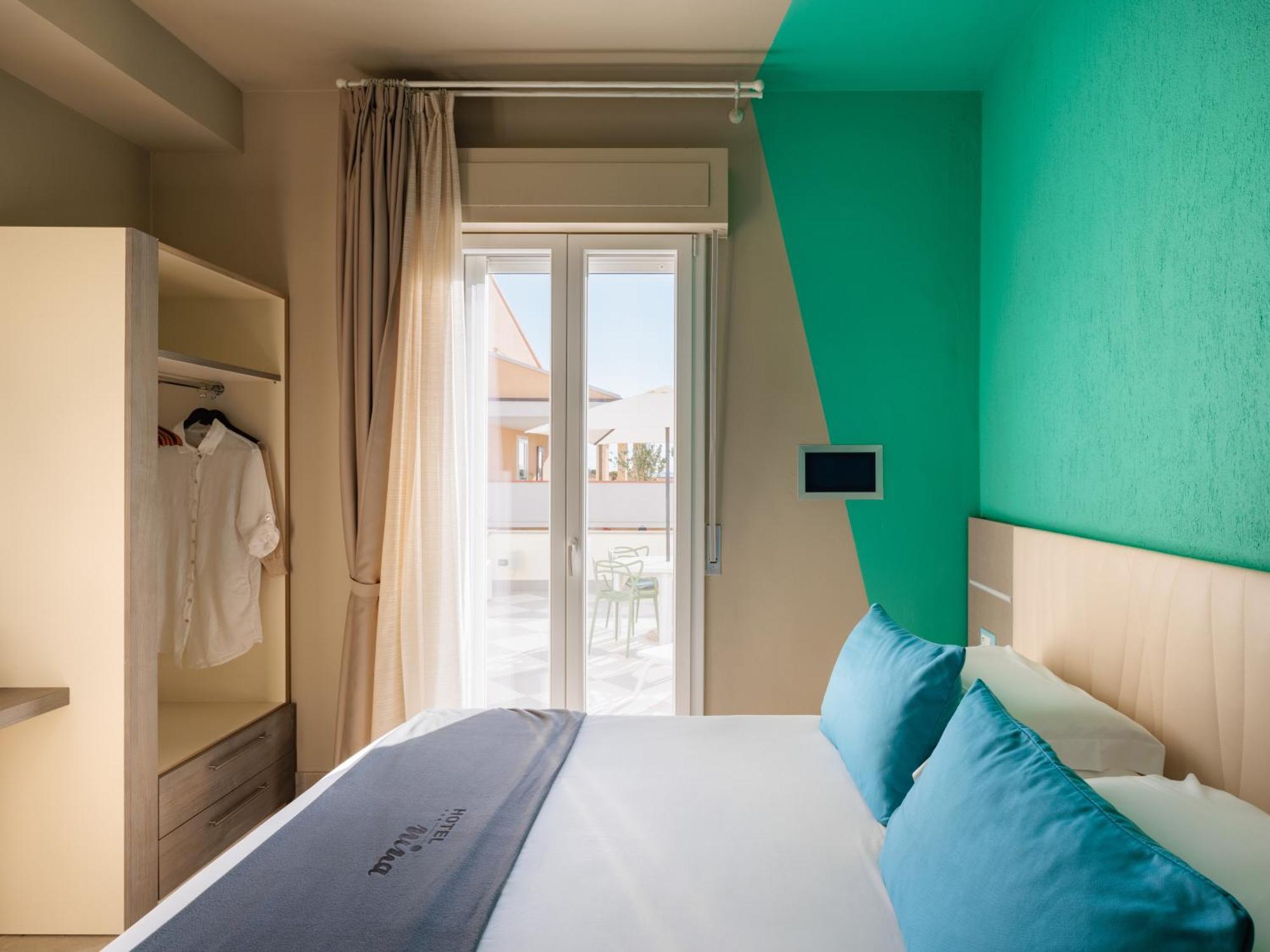 Hotel Nina Marina Di Bibbona Exterior photo